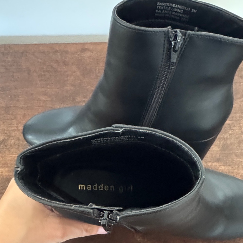 Madden Girl Black Platform Ankle Booties - Picture 4 of 5